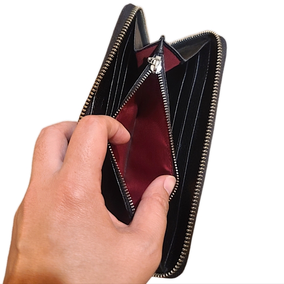 BVLGARI Authentic Black Canvas Zip Around Wallet - Picture 8 of 15